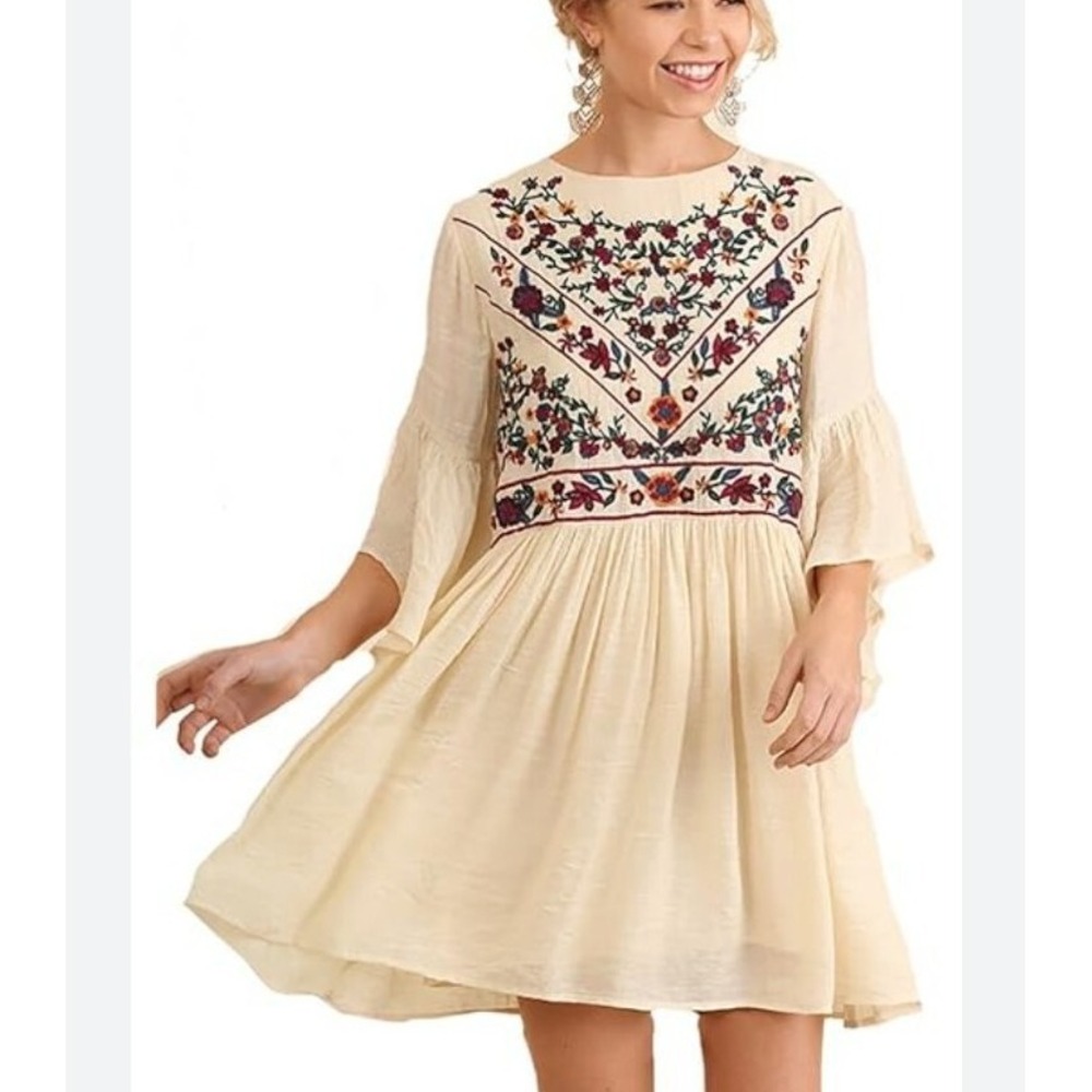 Umgee Boho Floral Embroidered Ruffle Sleeve Ivory Mini Dress Size Small - Picture 2 of 11